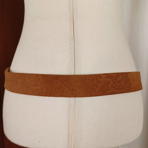 Vintage THE LIMITED Embossed Suede Festival Belt - Picture 6 of 9